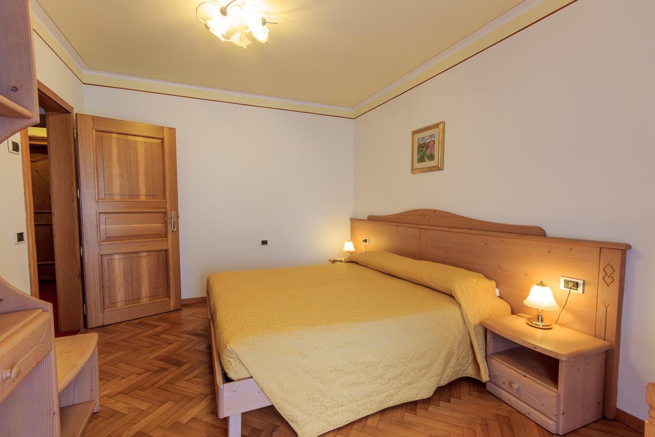 Hotel Majorka Andalo Buitenkant foto