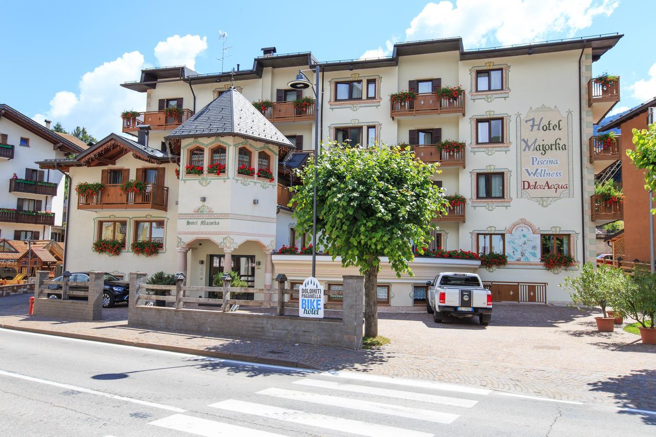 Hotel Majorka Andalo Buitenkant foto