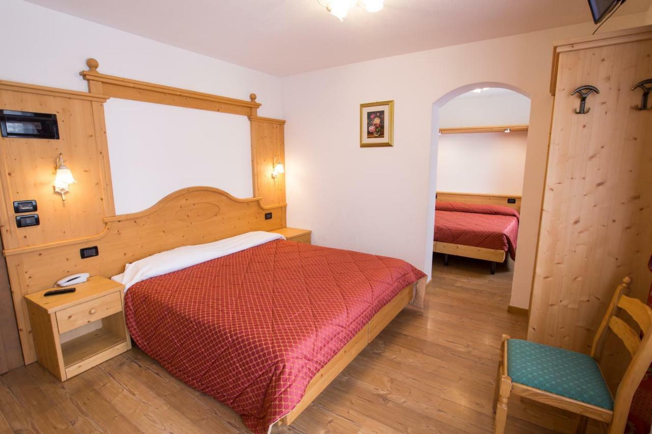 Hotel Majorka Andalo Buitenkant foto